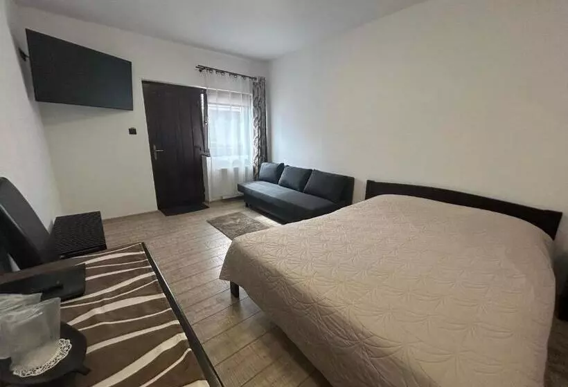 Siesta Pension