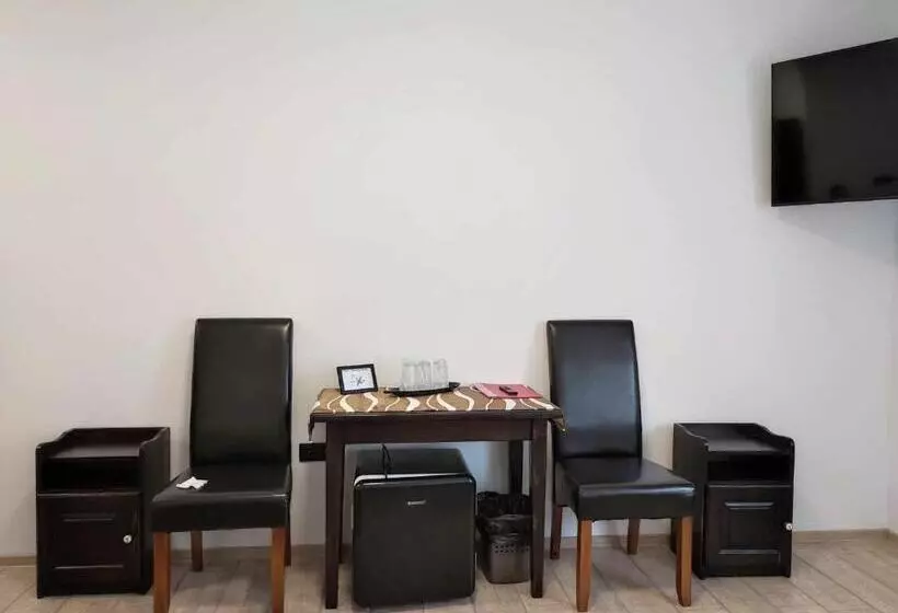 Siesta Pension