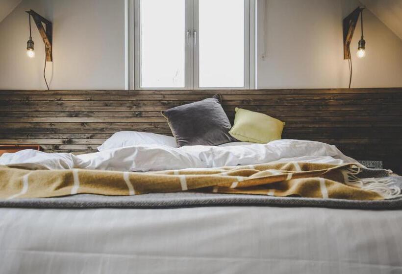 פנסיון Finn Lough