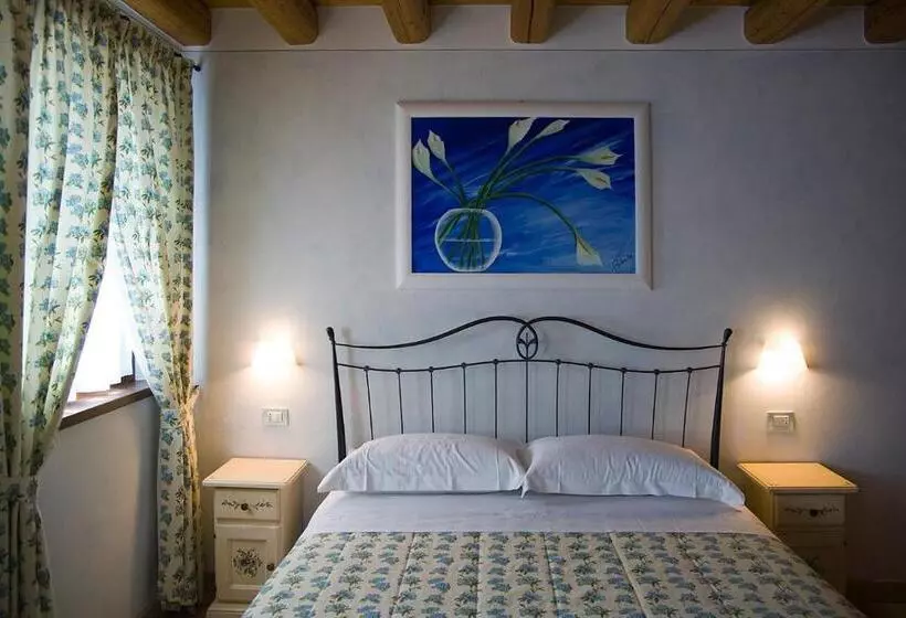 ホテル Agriturismo Althea