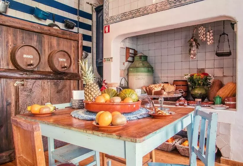 Pensão Casinha Das Flores