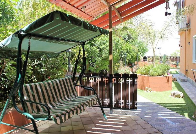 펜션 Dead Sea Sun Guest House