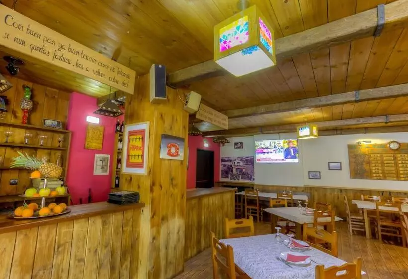 ペンション Hostal Rural La Tintoreria