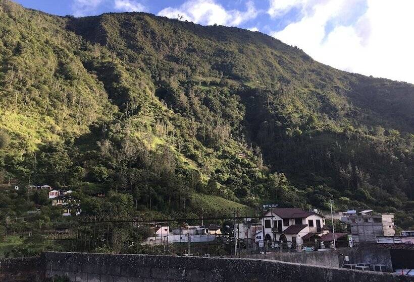 膳宿费 La Petite Auberge Hostel