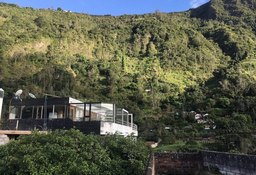 膳宿费 La Petite Auberge Hostel