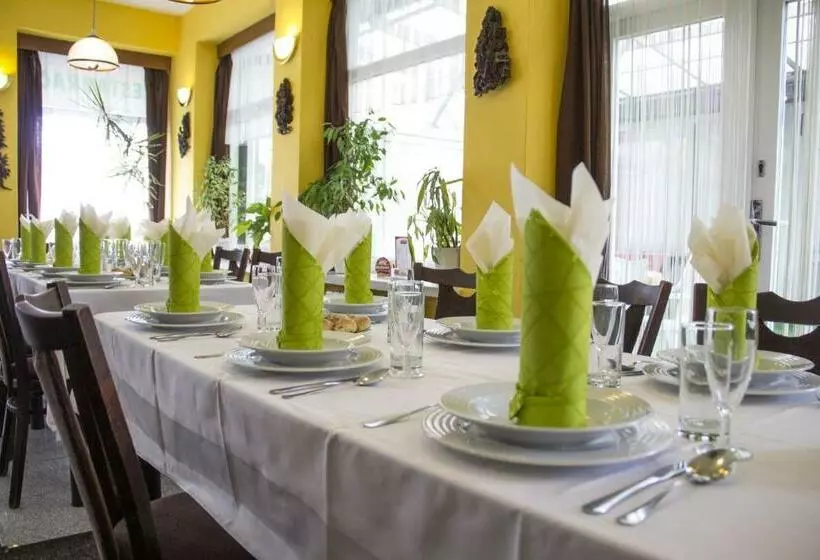 ペンション Penzion Oaza