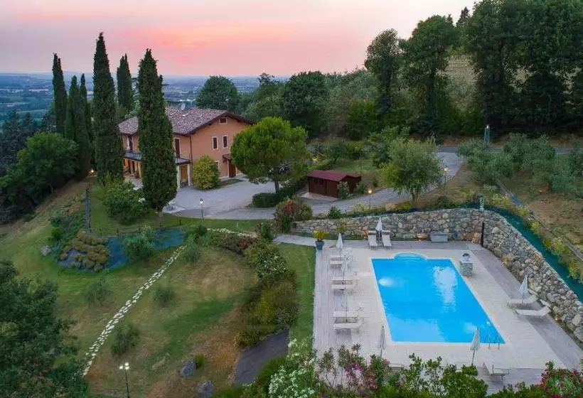 Residence Villa Degli Ulivi