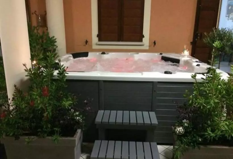 Residence Villa Degli Ulivi