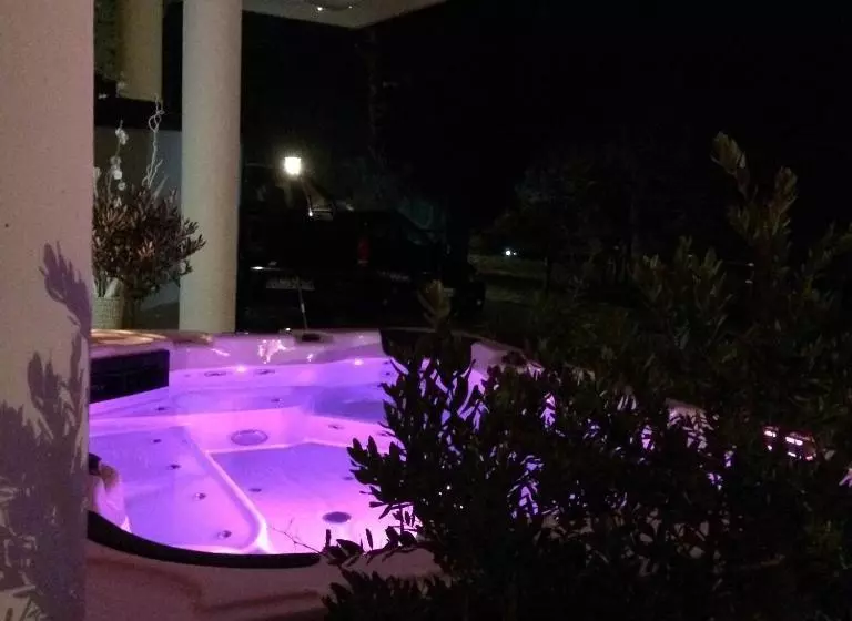 Residence Villa Degli Ulivi