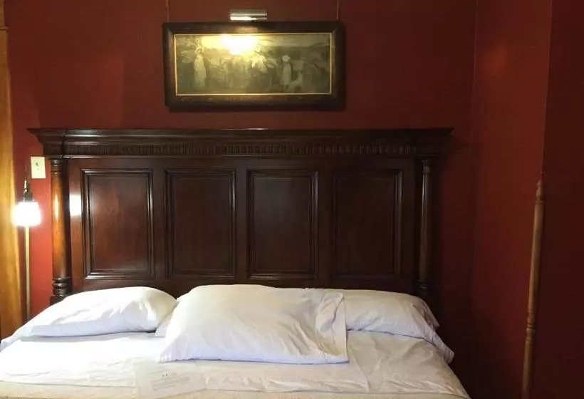 ユースホステル Burford House Suites