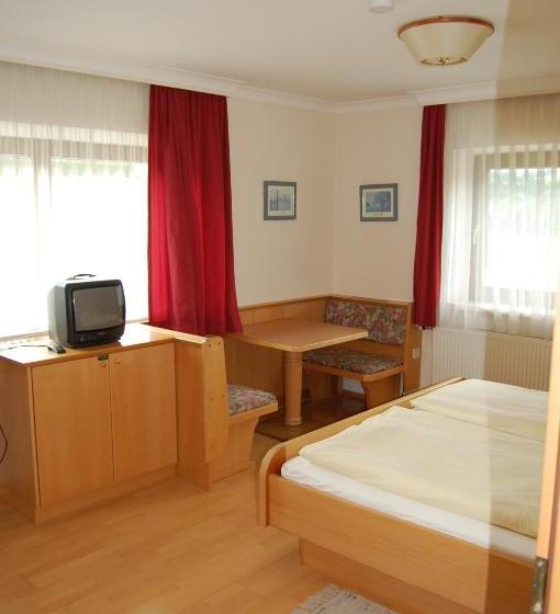 فندق صغير Gasthof Grabenwirt