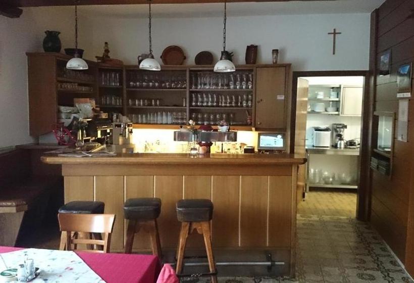 فندق صغير Gasthof Grabenwirt