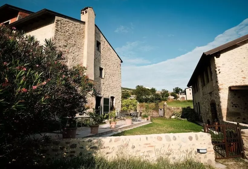 Hotelli Agriturismo Val