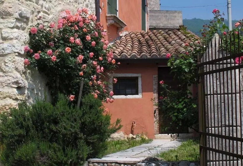 Hotelli Agriturismo Val