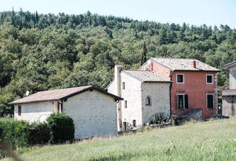 Hotelli Agriturismo Val
