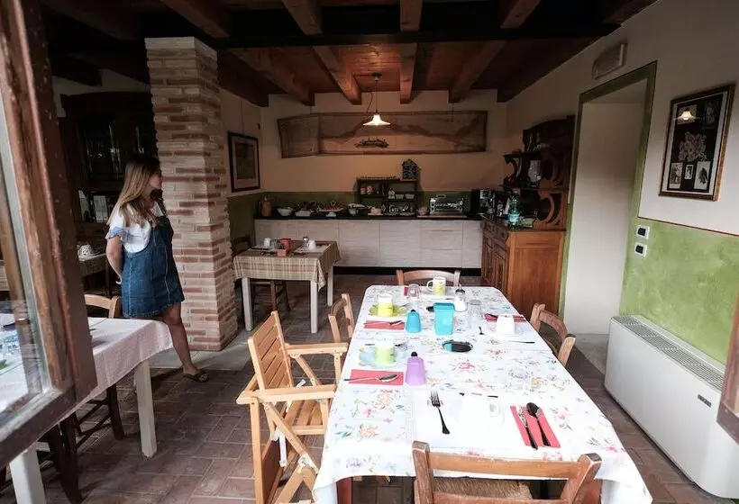 Hotelli Agriturismo Val