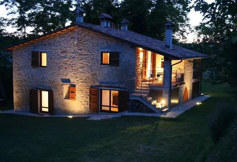 Hotelli Villa Podere Quartarola