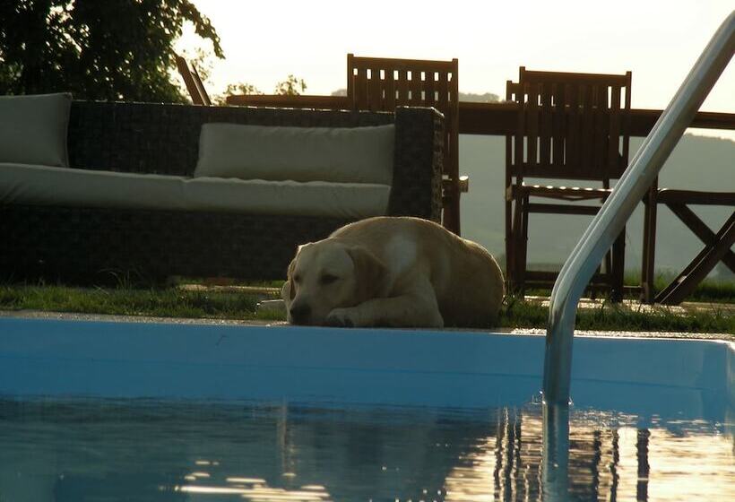 فندق Villa Podere Quartarola