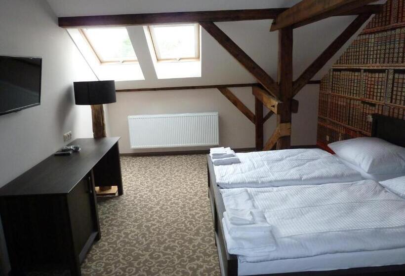 ペンション Apartmány Na Bašte