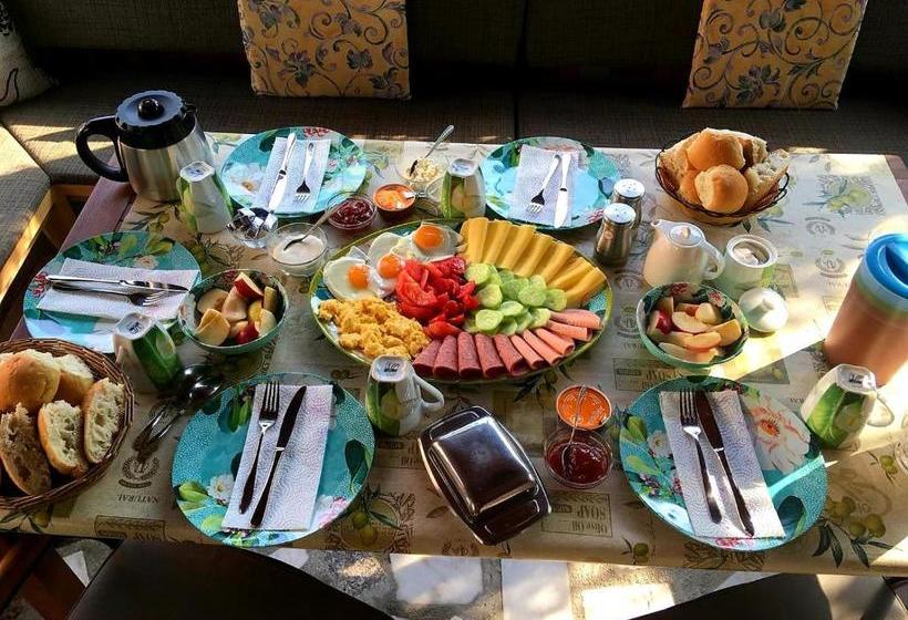 پانسیون Guesthouse Relax And Fly Sarajevo