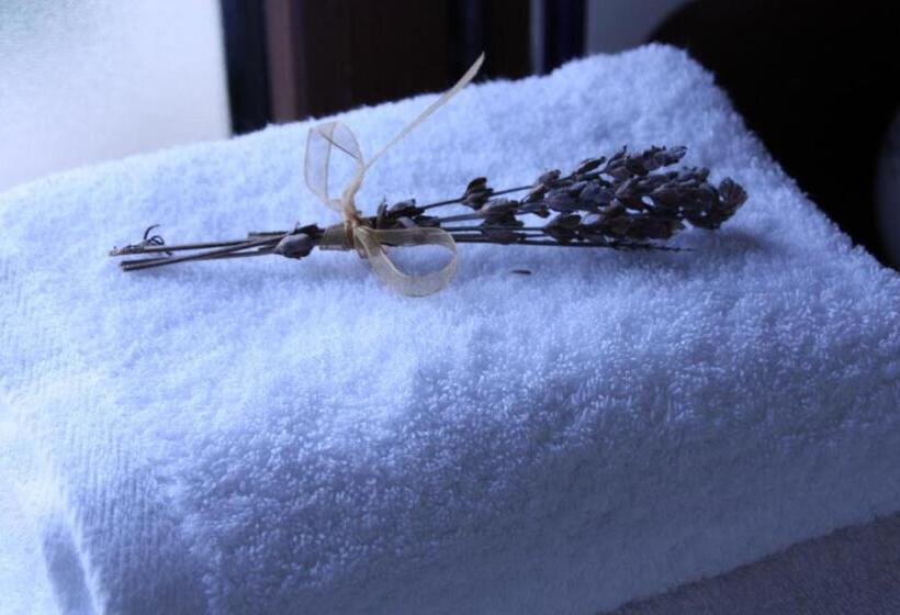 ペンション La Casa De La Estación