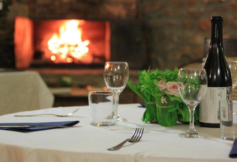 ペンション La Casa De La Estación