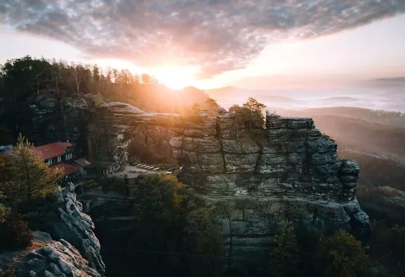 Majatalo Penzion U Vyhlídky