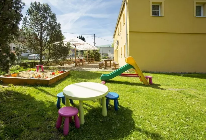 Majatalo Penzion U Vyhlídky