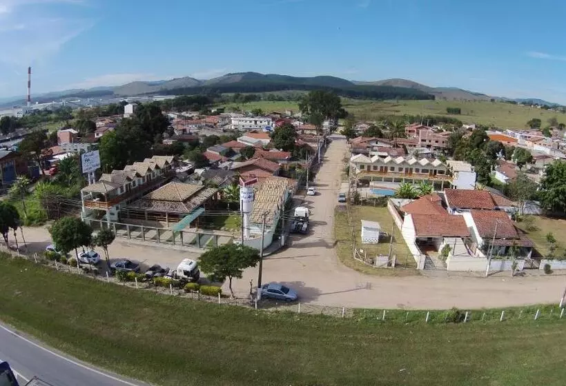 ペンション Pousada Vista Alegre