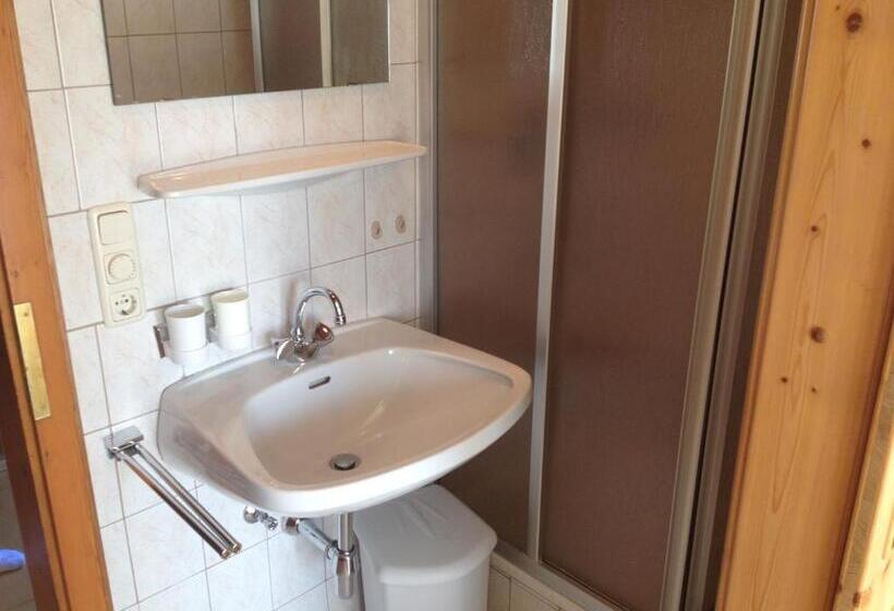 فندق Bauernhof Bachgut