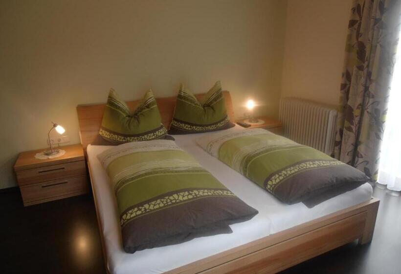 فندق Bauernhof Bachgut