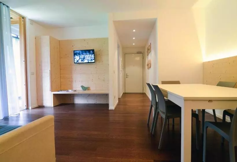 Komodo Short Stay Apartments