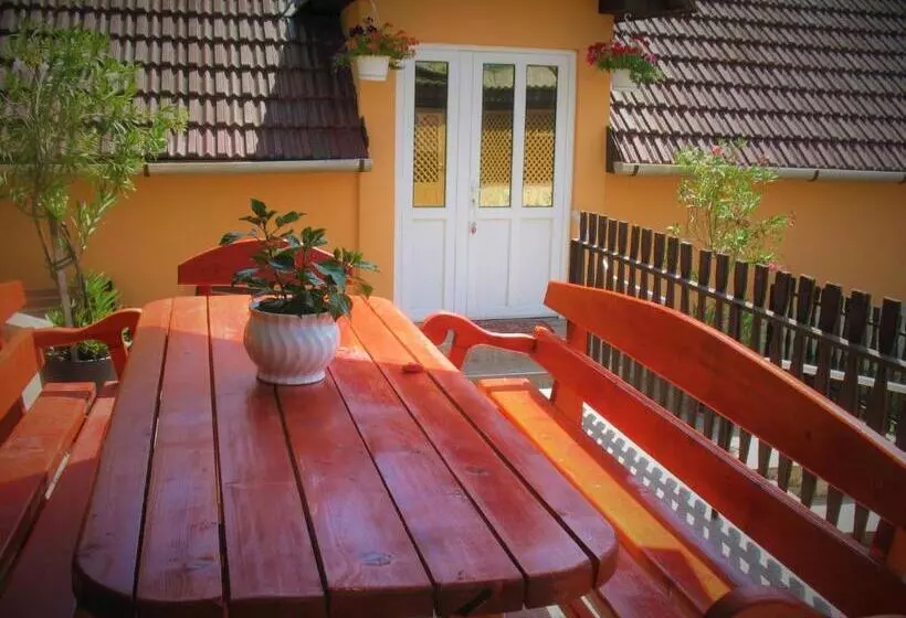 Pension Bihari Vendégház