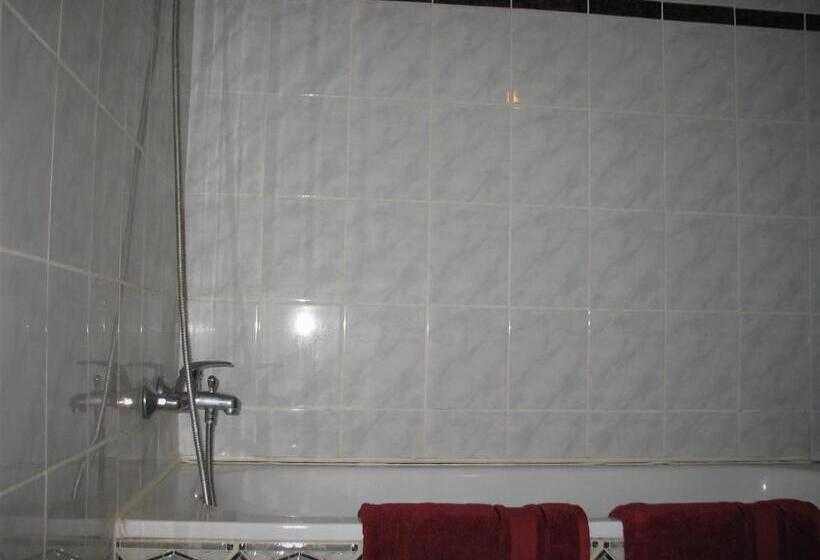 펜션 Bihari Vendégház