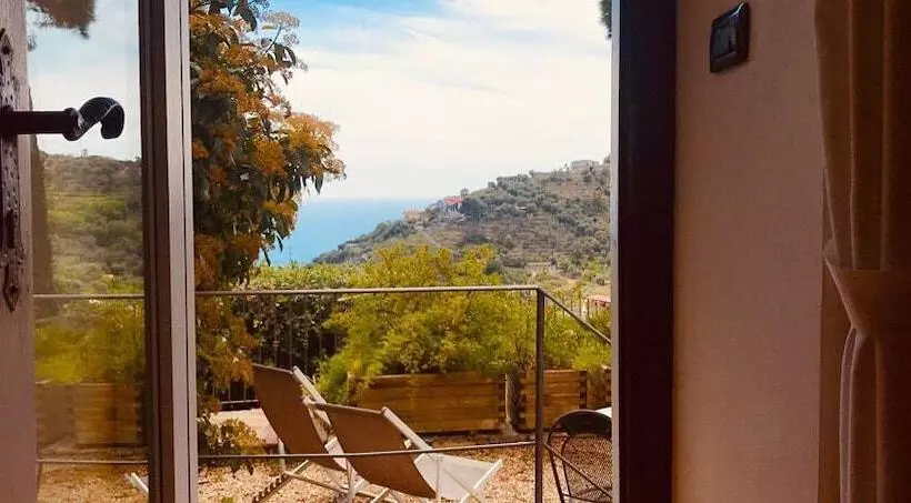 هتل Agriturismo Uliveto Saglietto