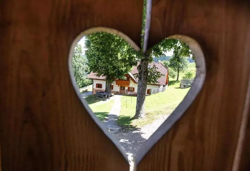 هتل Farmstay&glamping Visočnik
