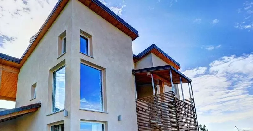 ペンション La Rosa Gialla Bio Apartments & Rooms
