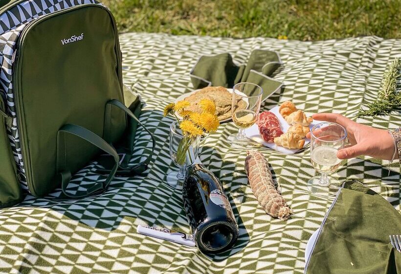 Пансион La Rosa Gialla Bio Apartments & Rooms