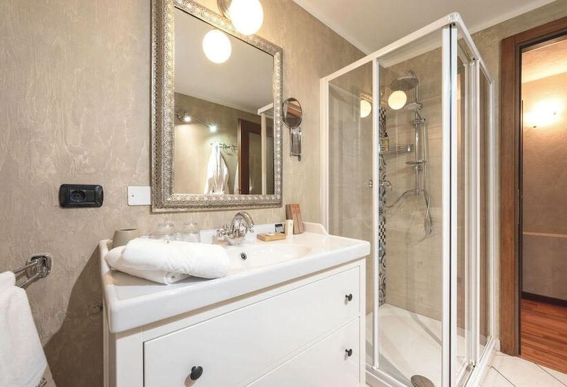 Пансион La Rosa Gialla Bio Apartments & Rooms