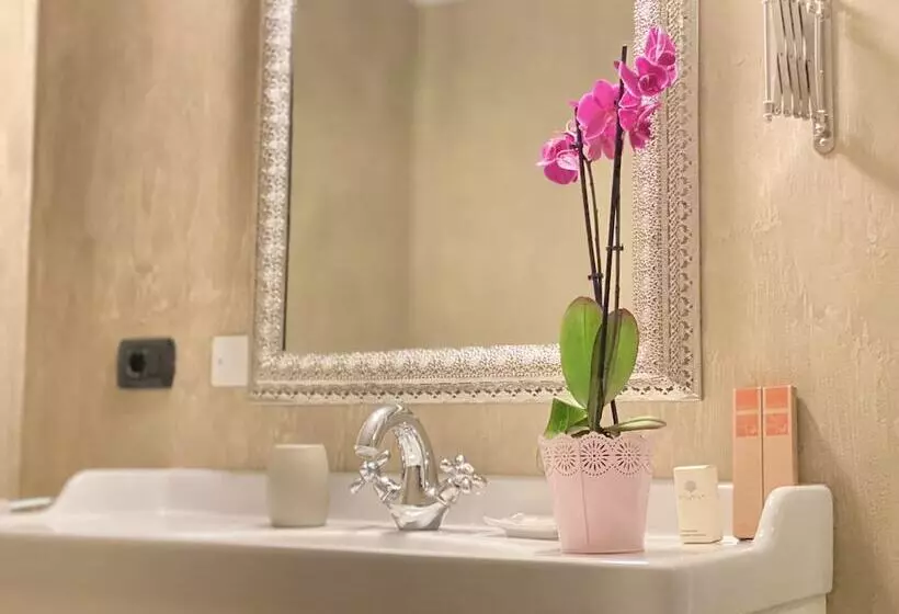 ペンション La Rosa Gialla Bio Apartments & Rooms