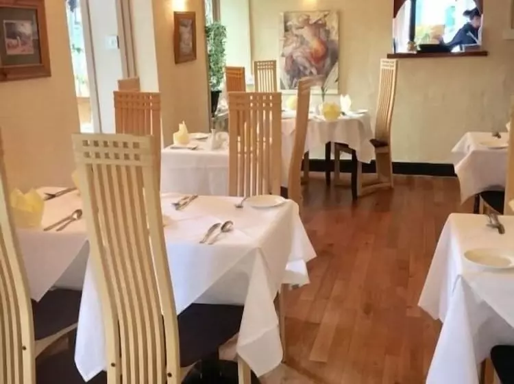 Retkeilymaja Villa Bianca B&b