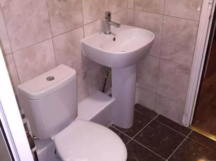 Retkeilymaja Villa Bianca B&b