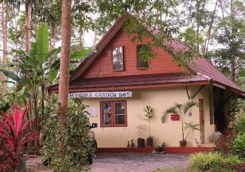 ペンション Manora Garden