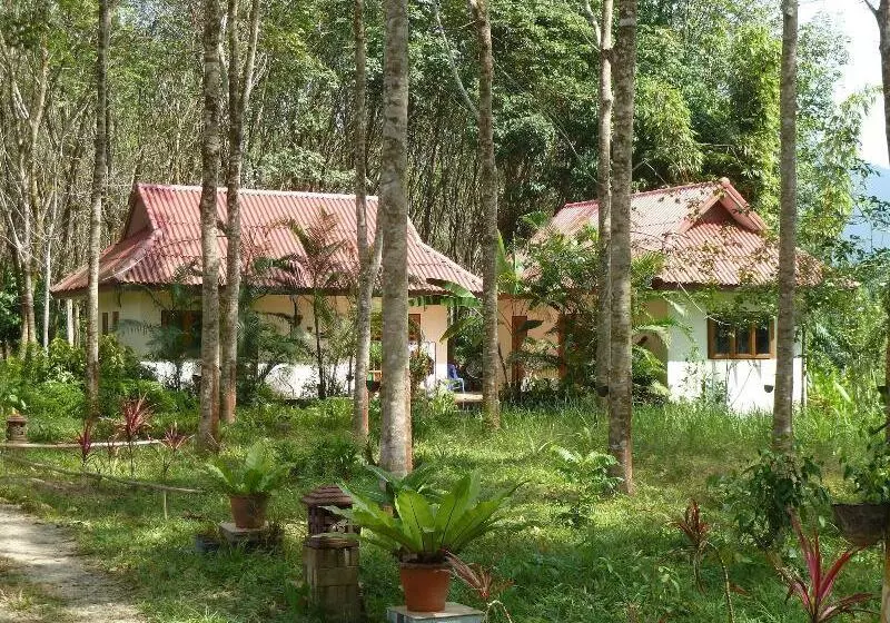 ペンション Manora Garden