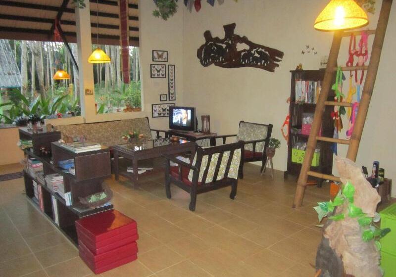 Pensão Manora Garden