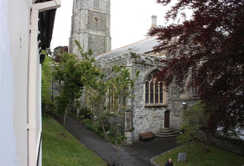 Общежитие The Ship Inn Fowey