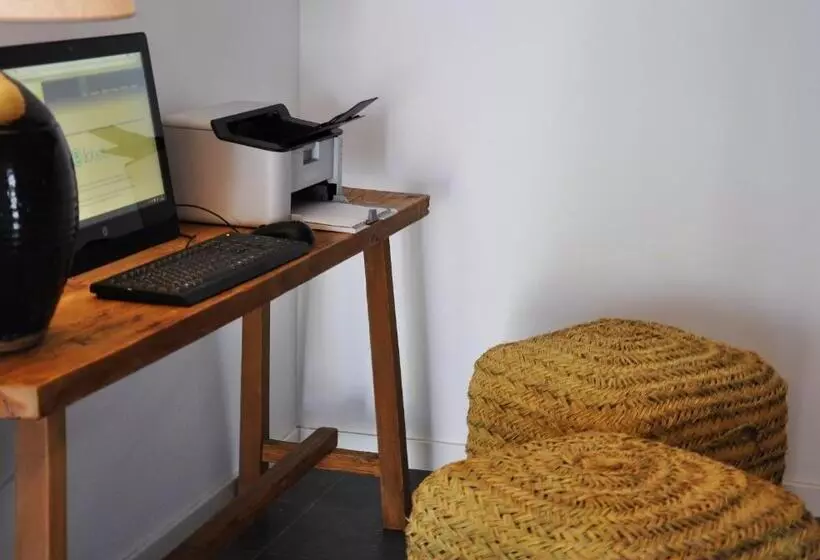 Apartaments B Llobet Sun & Confort