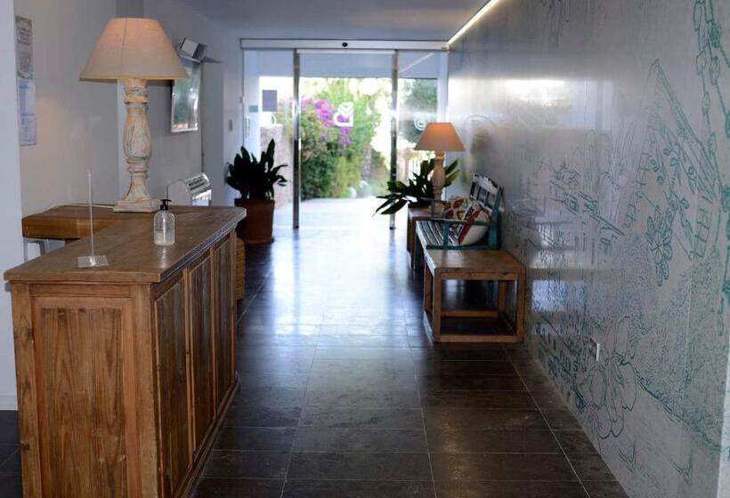 Apartaments B Llobet Sun & Confort