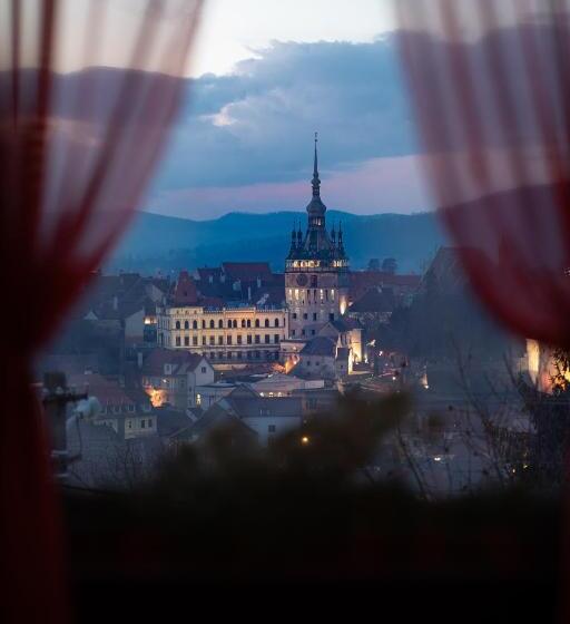 پانسیون Panorama Guesthouse