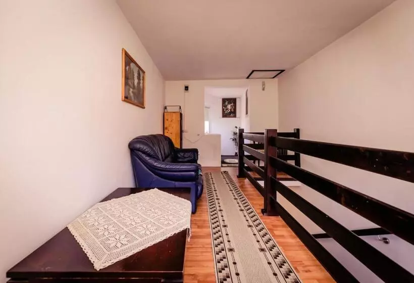 پانسیون Panorama Guesthouse